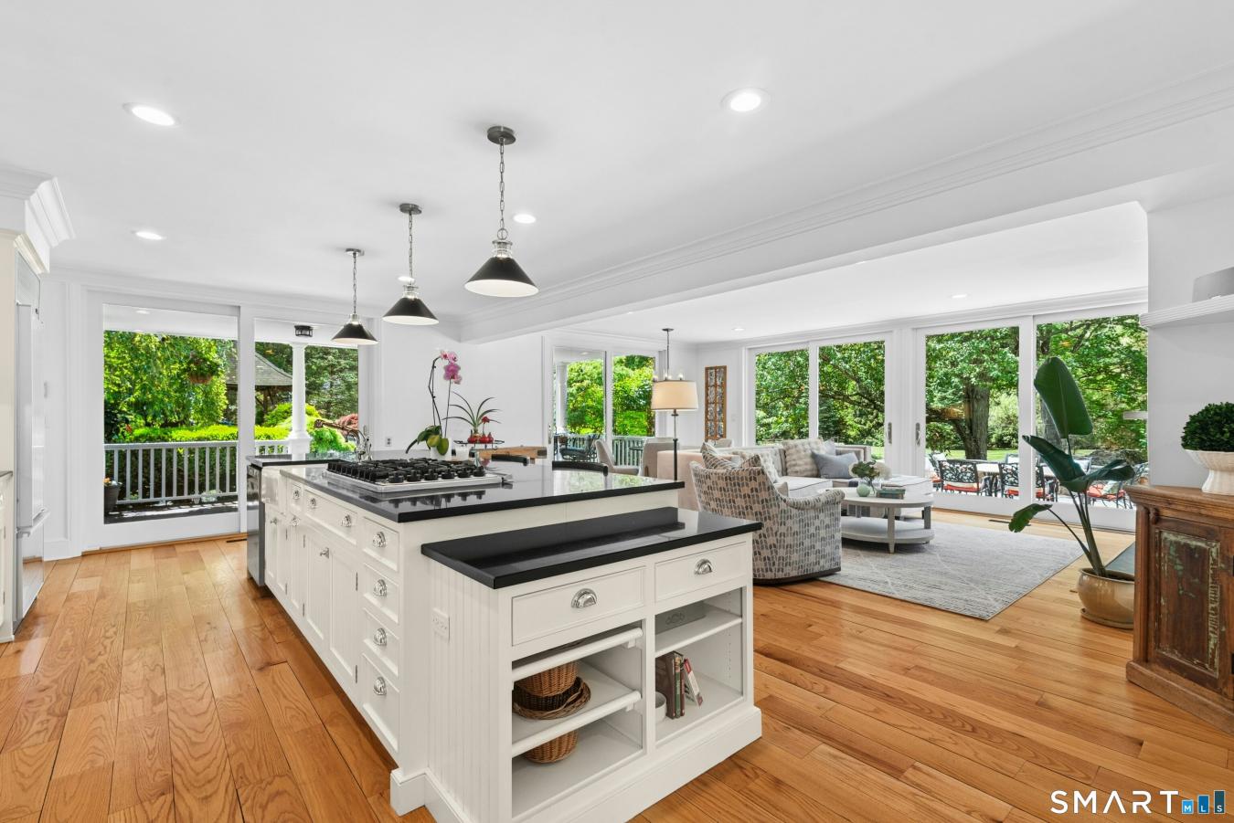 New Canaan, Connecticut, 06840, United States, 4 Bedrooms Bedrooms, ,5 BathroomsBathrooms,Residential,For Sale,2049656