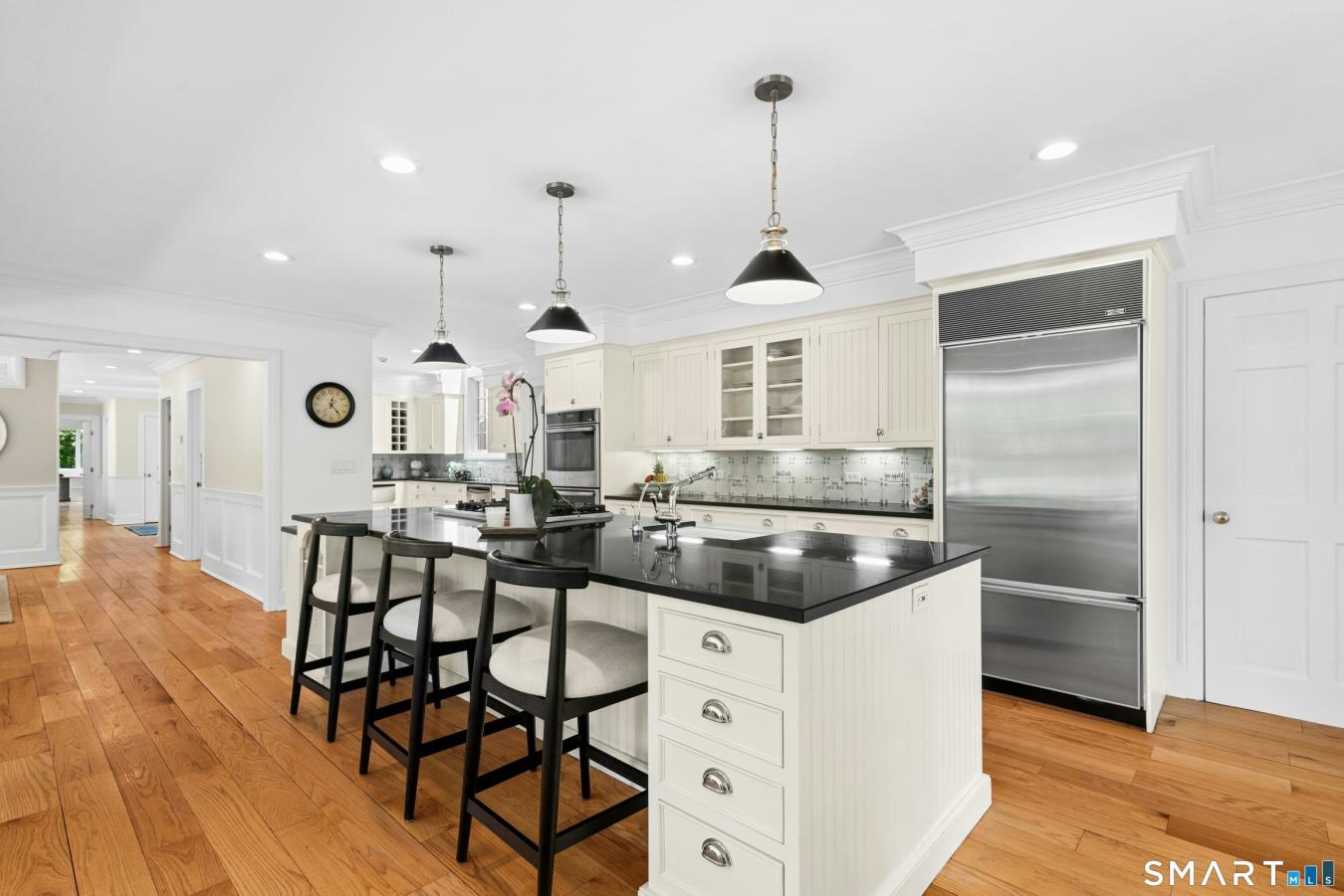 New Canaan, Connecticut, 06840, United States, 4 Bedrooms Bedrooms, ,5 BathroomsBathrooms,Residential,For Sale,2049656