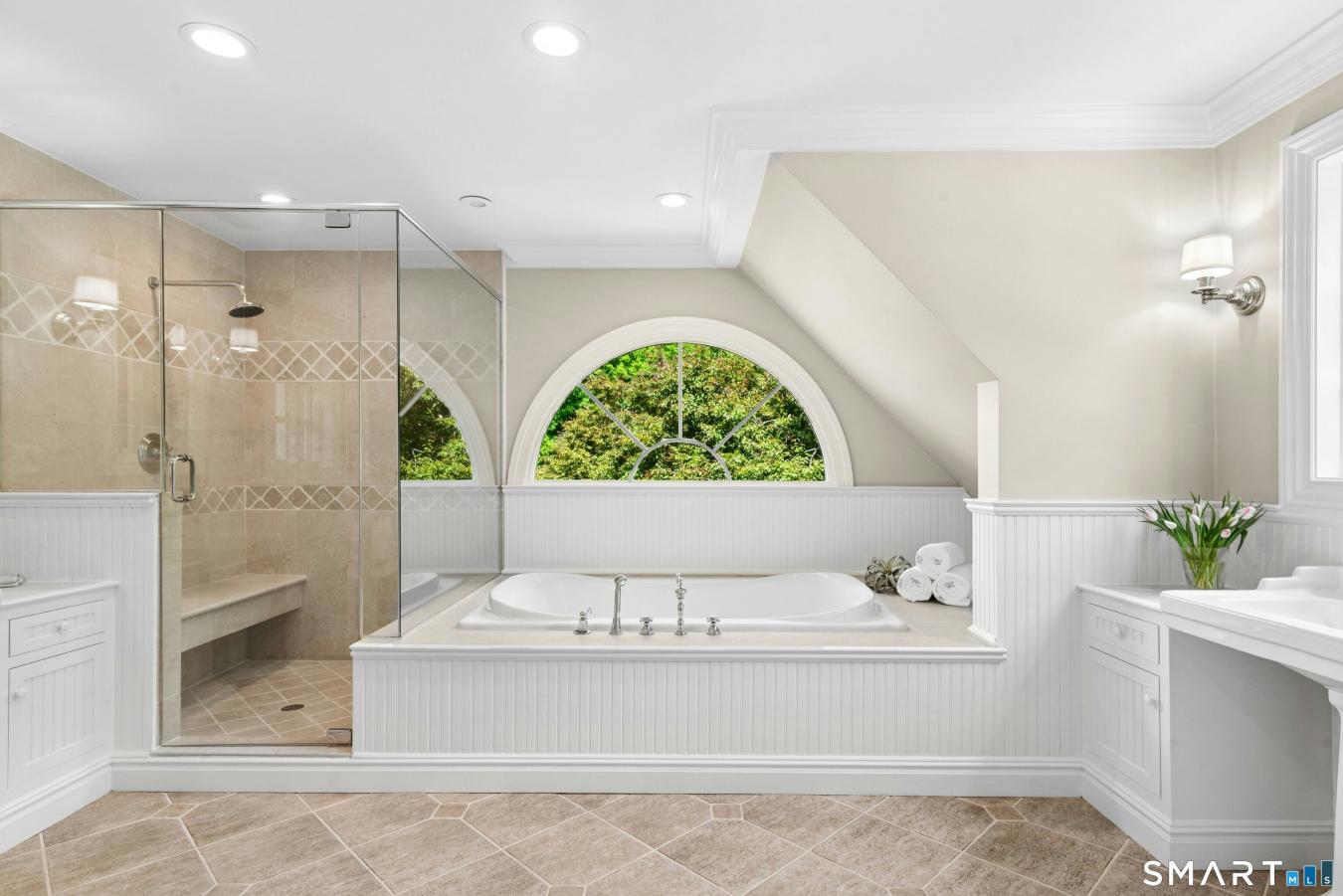 New Canaan, Connecticut, 06840, United States, 4 Bedrooms Bedrooms, ,5 BathroomsBathrooms,Residential,For Sale,2049656