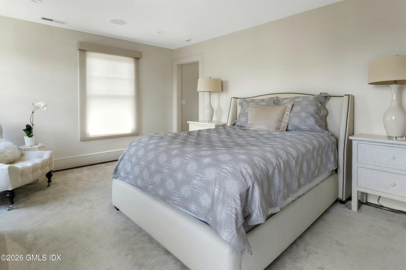 Greenwich, Connecticut, 06830, United States, 3 Bedrooms Bedrooms, ,4 BathroomsBathrooms,Residential,For Sale,2049655