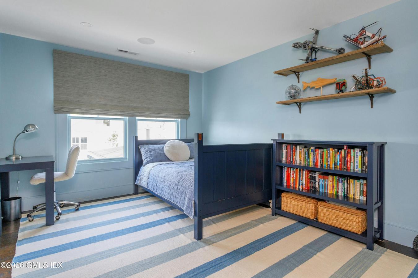 Greenwich, Connecticut, 06830, United States, 3 Bedrooms Bedrooms, ,4 BathroomsBathrooms,Residential,For Sale,2049655