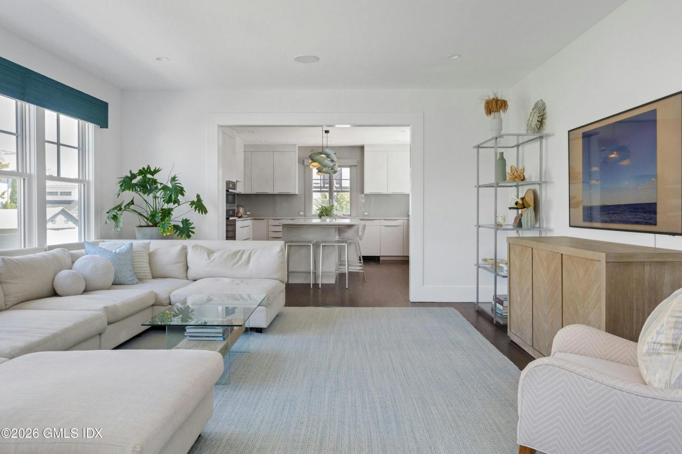 Greenwich, Connecticut, 06830, United States, 3 Bedrooms Bedrooms, ,4 BathroomsBathrooms,Residential,For Sale,2049655