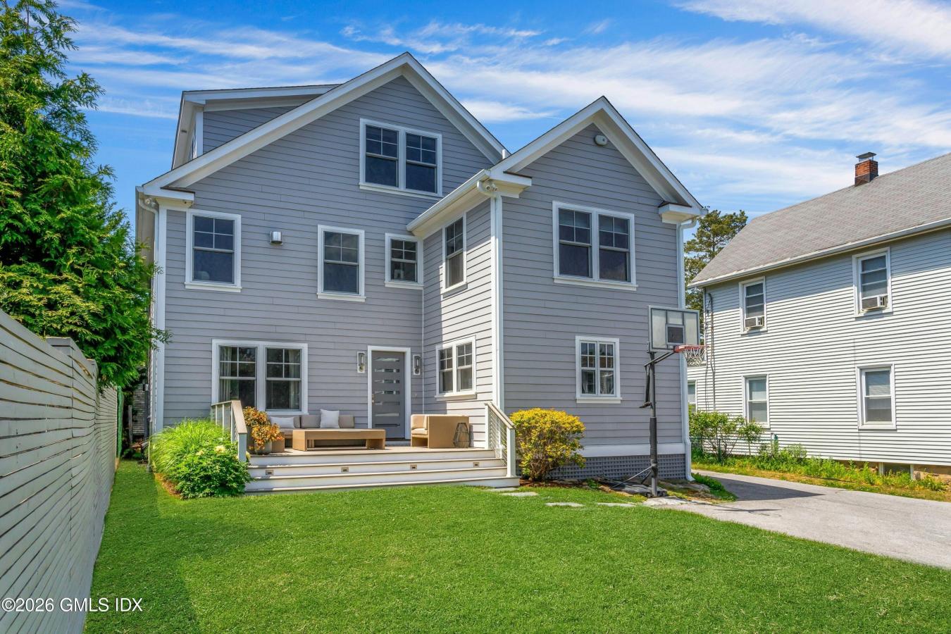 Greenwich, Connecticut, 06830, United States, 3 Bedrooms Bedrooms, ,4 BathroomsBathrooms,Residential,For Sale,2049655