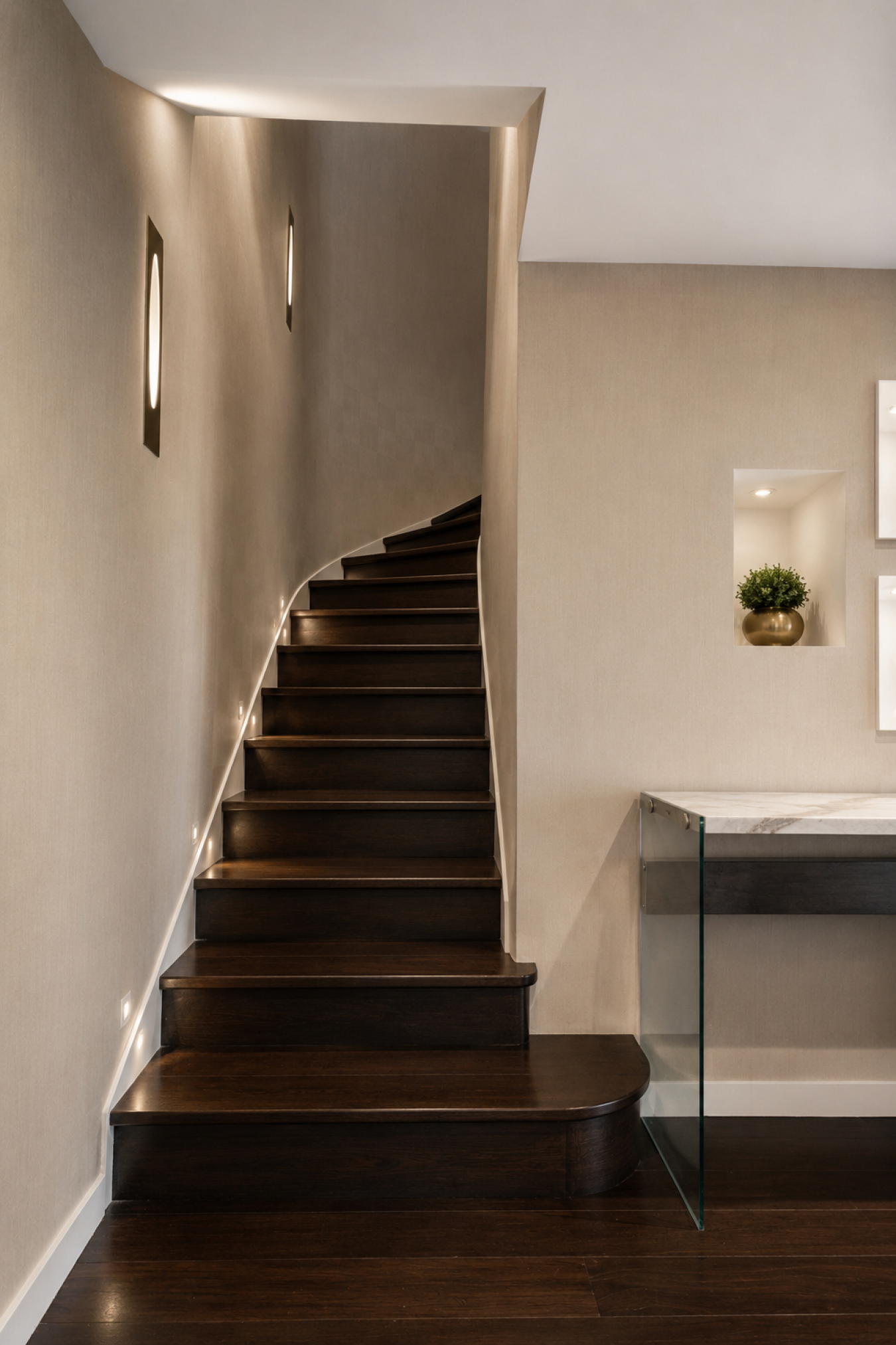 New York, New York, 10019, United States, 2 Bedrooms Bedrooms, ,2 BathroomsBathrooms,Residential,For Sale,2049651