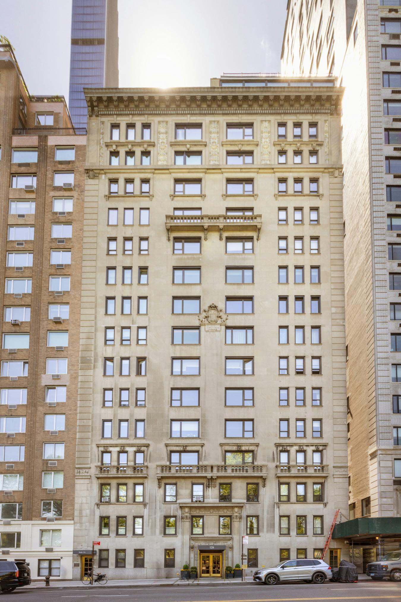 New York, New York, 10019, United States, 2 Bedrooms Bedrooms, ,2 BathroomsBathrooms,Residential,For Sale,2049649