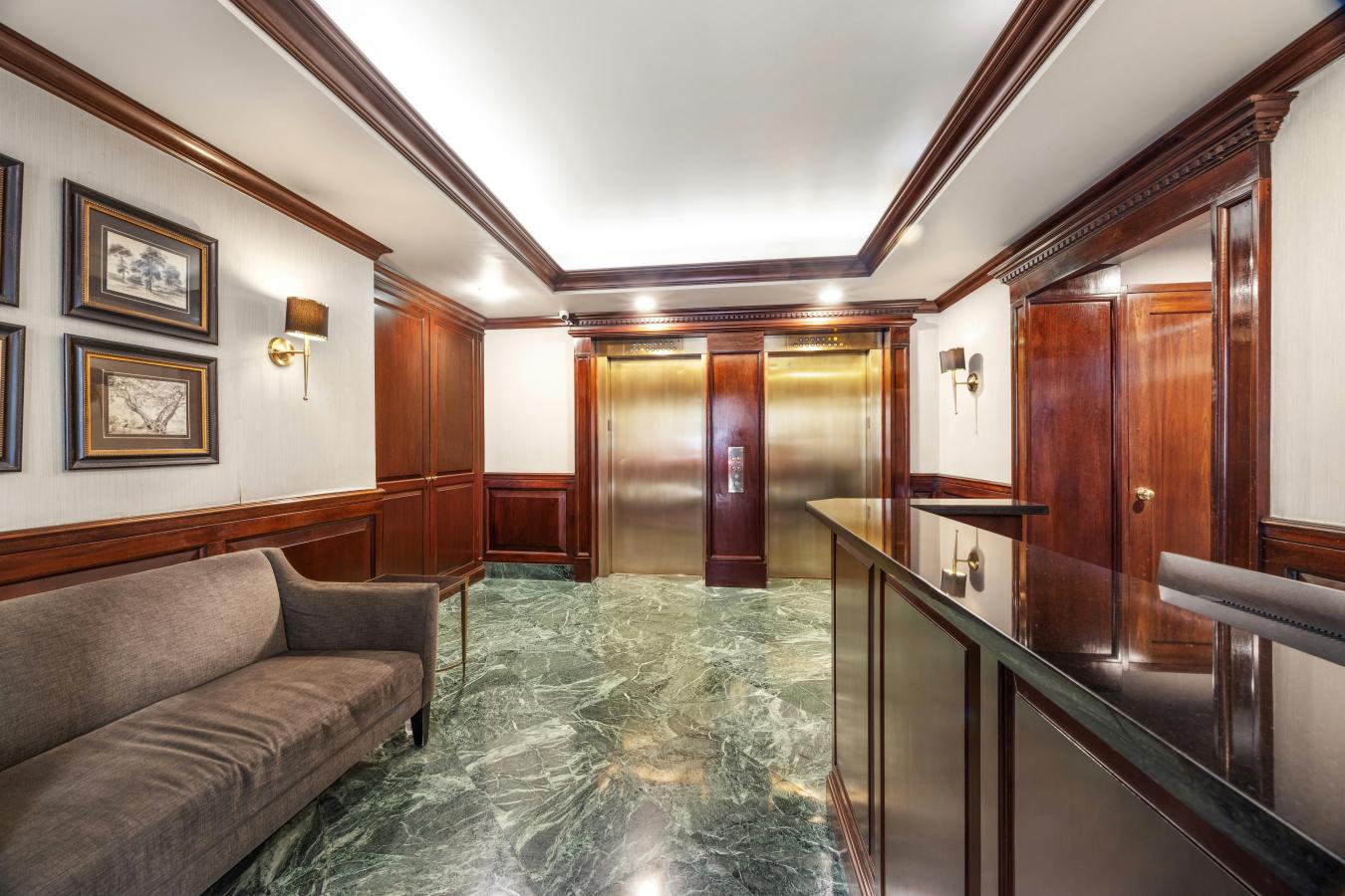 New York, New York, 10128, United States, 3 Bedrooms Bedrooms, ,3 BathroomsBathrooms,Residential,For Sale,2049648