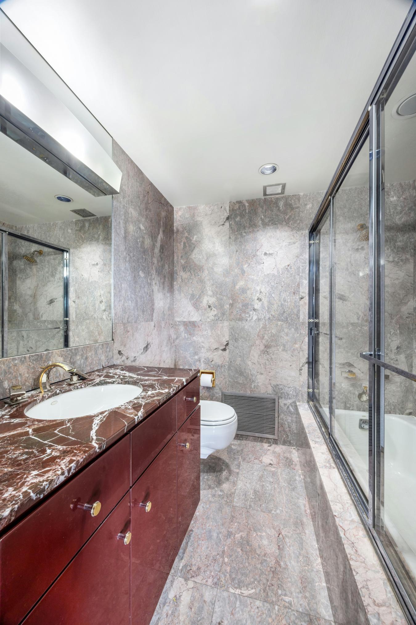 New York, New York, 10028, United States, 4 Bedrooms Bedrooms, ,5 BathroomsBathrooms,Residential,For Sale,2049647