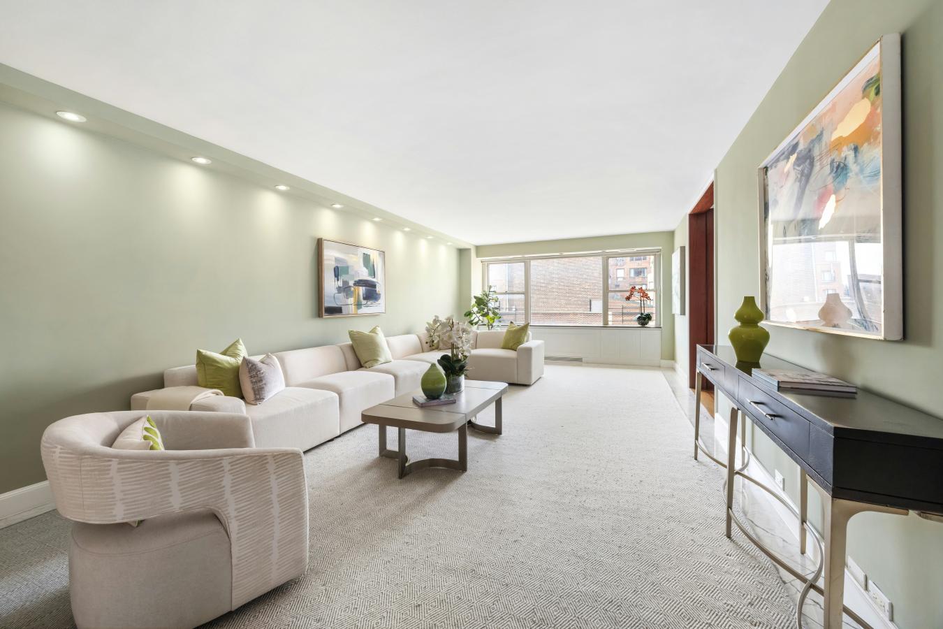 New York, New York, 10028, United States, 4 Bedrooms Bedrooms, ,5 BathroomsBathrooms,Residential,For Sale,2049647