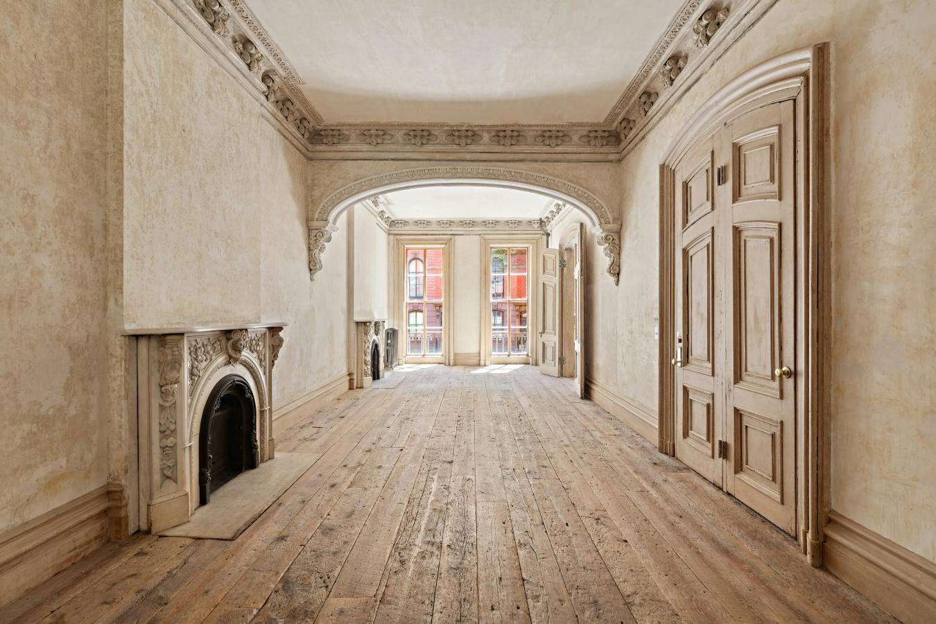 East Village, New York, 10003, United States, 1 Bedroom Bedrooms, ,1 BathroomBathrooms,Residential,For Sale,2049646