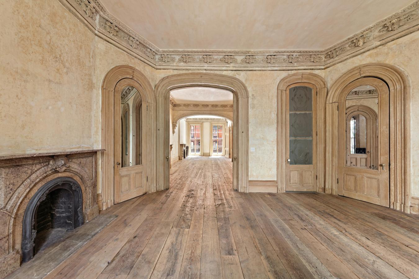 East Village, New York, 10003, United States, 1 Bedroom Bedrooms, ,1 BathroomBathrooms,Residential,For Sale,2049646