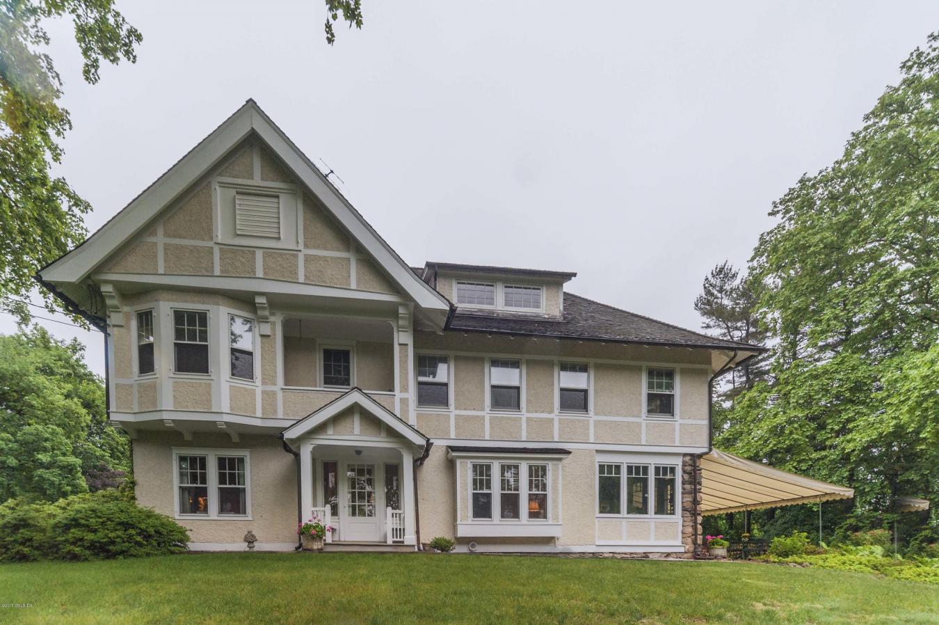Greenwich, Connecticut, 06830, United States, 7 Bedrooms Bedrooms, ,4 BathroomsBathrooms,Residential,For Sale,2049645