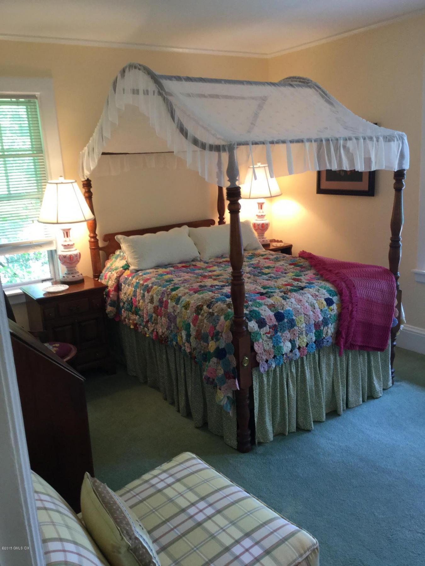 Greenwich, Connecticut, 06830, United States, 7 Bedrooms Bedrooms, ,4 BathroomsBathrooms,Residential,For Sale,2049645