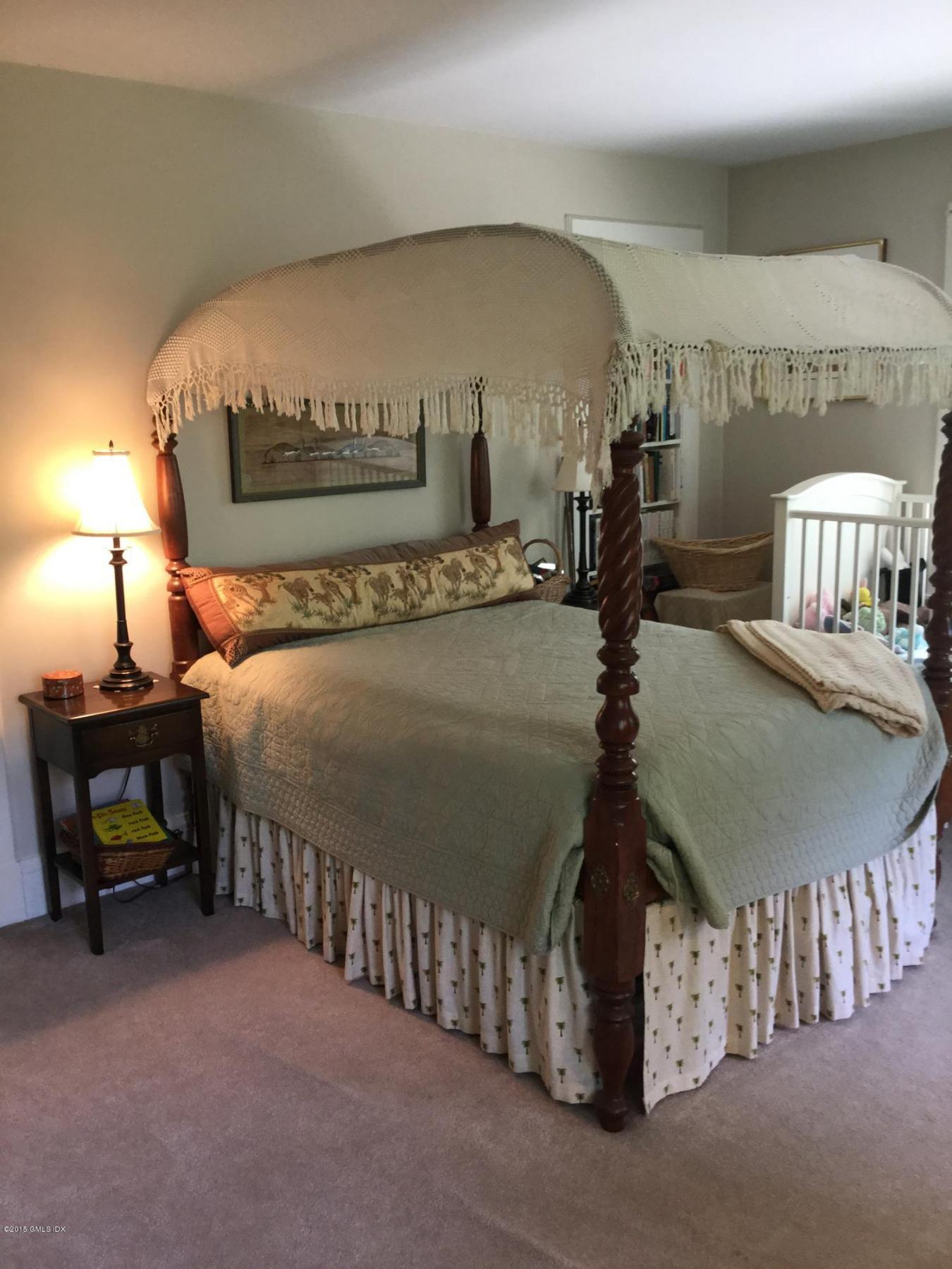 Greenwich, Connecticut, 06830, United States, 7 Bedrooms Bedrooms, ,4 BathroomsBathrooms,Residential,For Sale,2049645