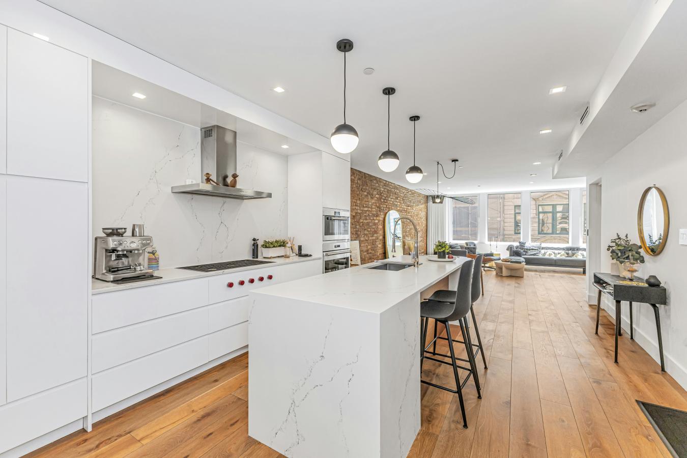 Flatiron, New York, 10003, United States, 2 Bedrooms Bedrooms, ,2 BathroomsBathrooms,Residential,For Sale,2049639