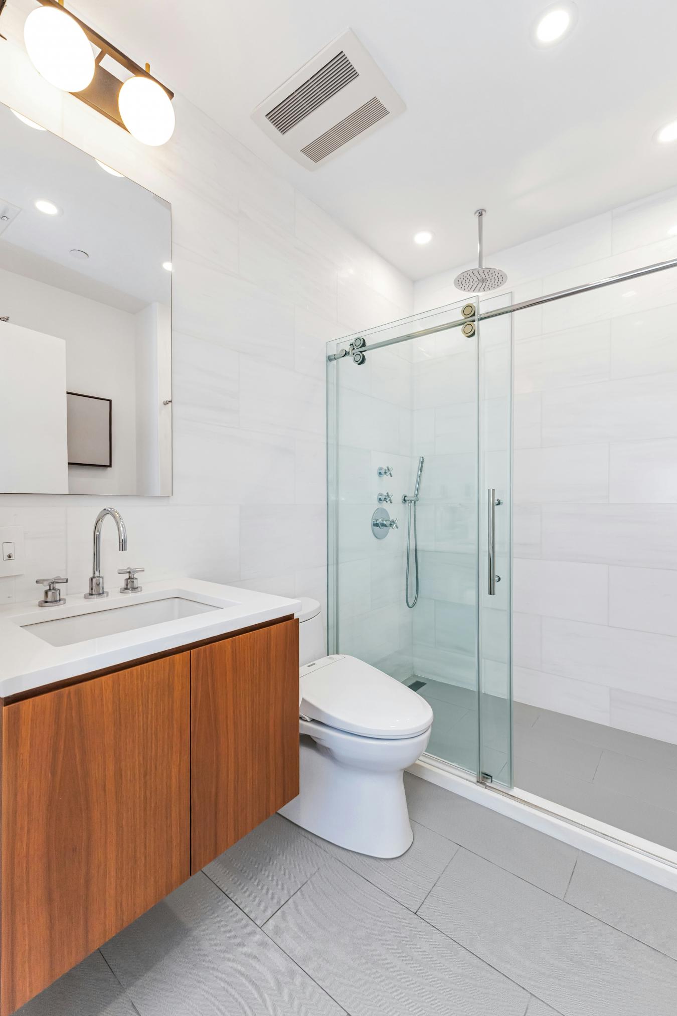 Flatiron, New York, 10003, United States, 2 Bedrooms Bedrooms, ,2 BathroomsBathrooms,Residential,For Sale,2049639