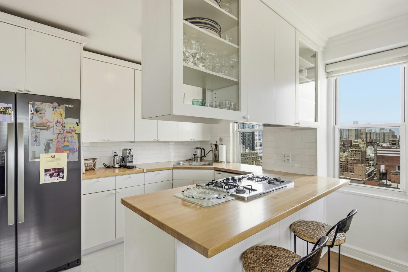 New York, New York, 10065, United States, 3 Bedrooms Bedrooms, ,3 BathroomsBathrooms,Residential,For Sale,2049638