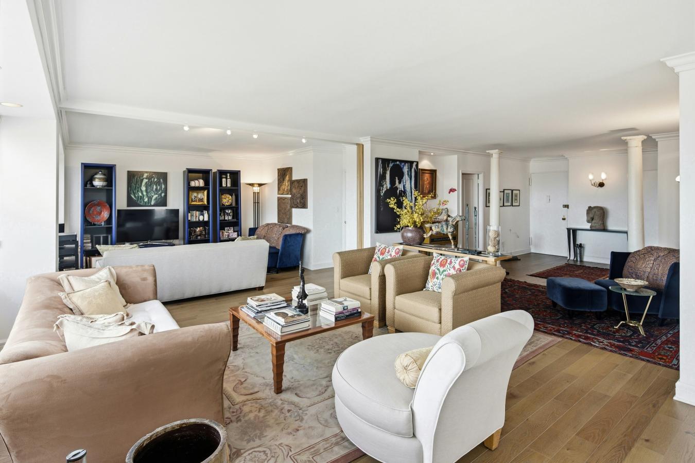 New York, New York, 10065, United States, 3 Bedrooms Bedrooms, ,3 BathroomsBathrooms,Residential,For Sale,2049638
