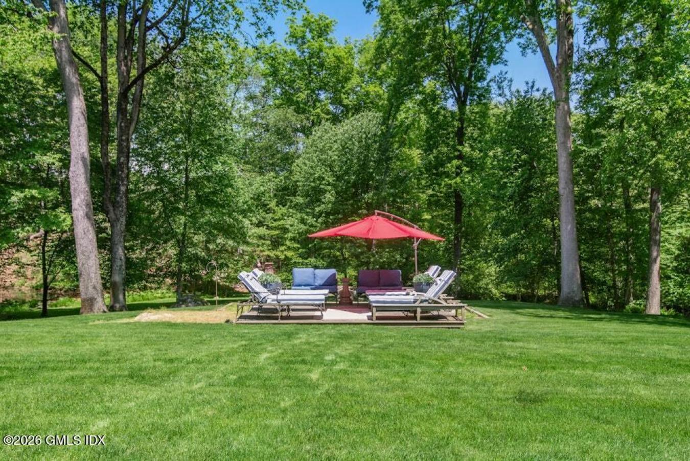Greenwich, Connecticut, 06831, United States, 4 Bedrooms Bedrooms, ,3 BathroomsBathrooms,Residential,For Sale,2049637