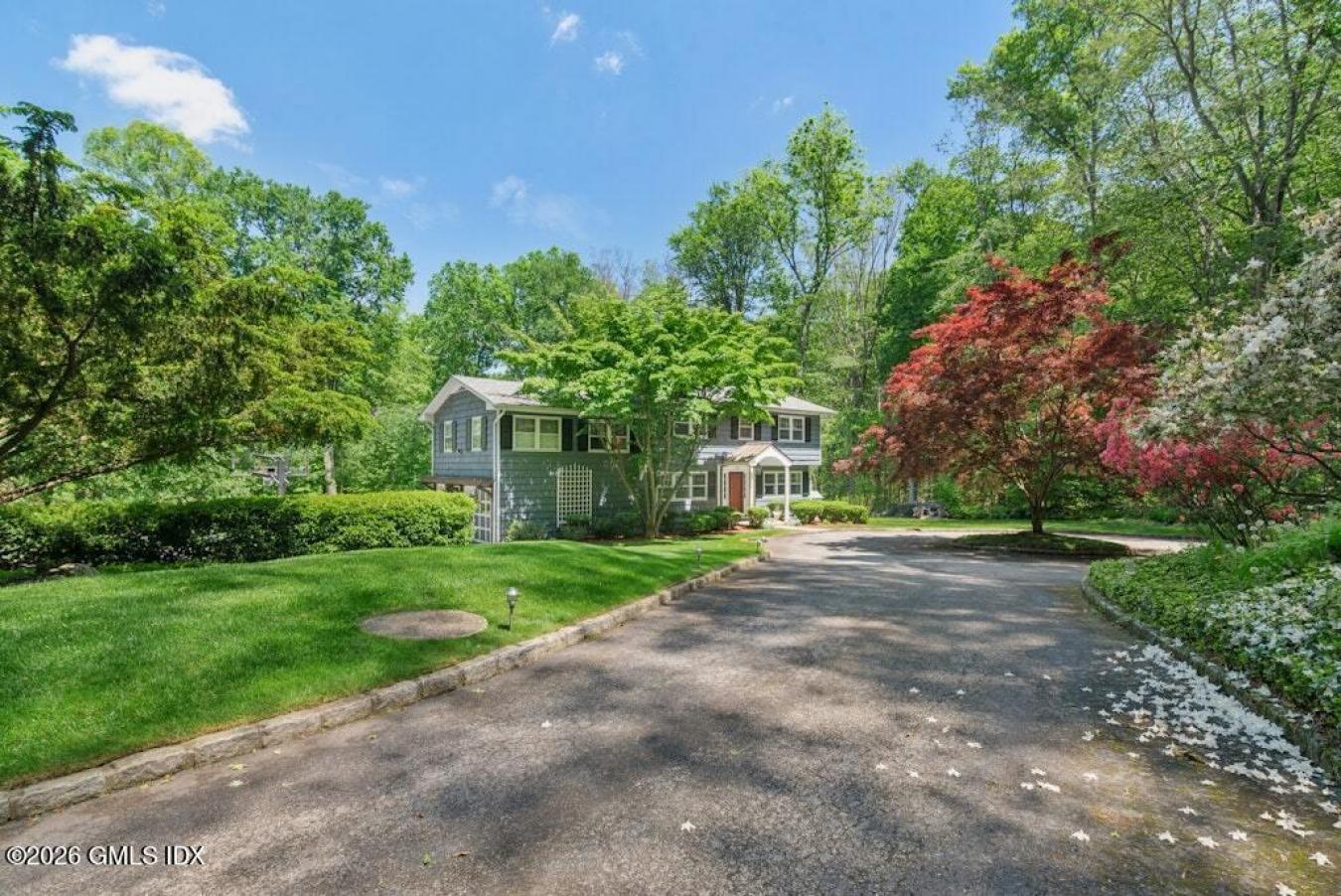 Greenwich, Connecticut, 06831, United States, 4 Bedrooms Bedrooms, ,3 BathroomsBathrooms,Residential,For Sale,2049637