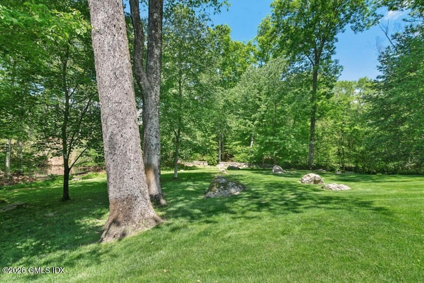 Greenwich, Connecticut, 06831, United States, 4 Bedrooms Bedrooms, ,3 BathroomsBathrooms,Residential,For Sale,2049637