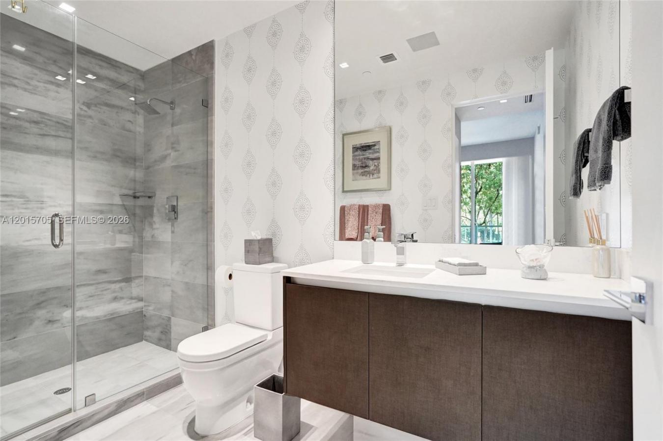 Miami Beach, Florida, 33139, United States, 2 Bedrooms Bedrooms, ,2 BathroomsBathrooms,Residential,For Sale,2049632