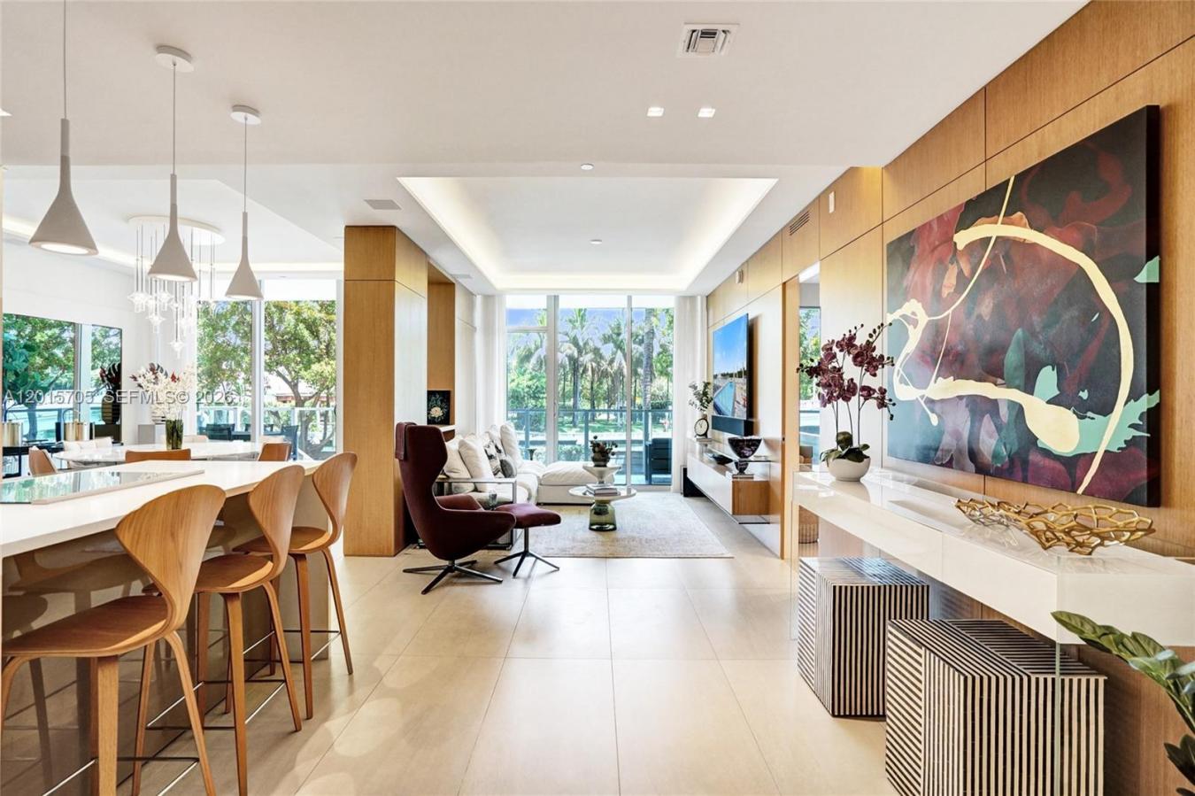 Miami Beach, Florida, 33139, United States, 2 Bedrooms Bedrooms, ,2 BathroomsBathrooms,Residential,For Sale,2049632
