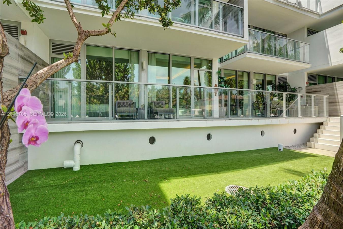 Miami Beach, Florida, 33139, United States, 2 Bedrooms Bedrooms, ,2 BathroomsBathrooms,Residential,For Sale,2049632
