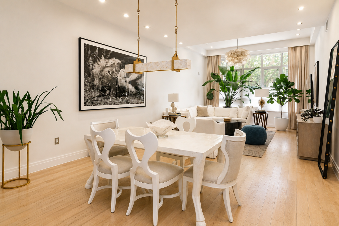Central Harlem, New York, 10026, United States, 1 Bedroom Bedrooms, ,2 BathroomsBathrooms,Residential,For Sale,2049631