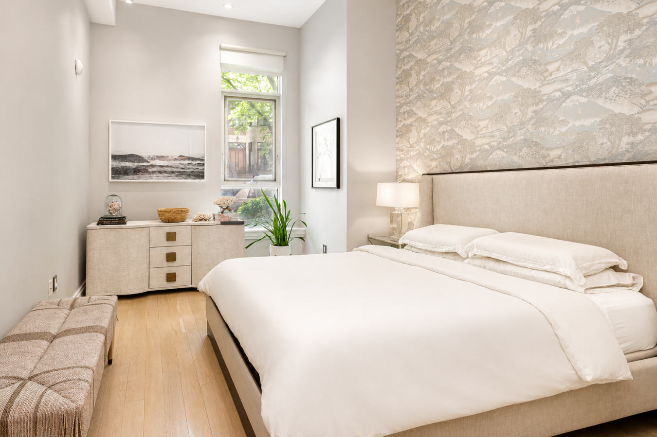 Central Harlem, New York, 10026, United States, 1 Bedroom Bedrooms, ,2 BathroomsBathrooms,Residential,For Sale,2049631