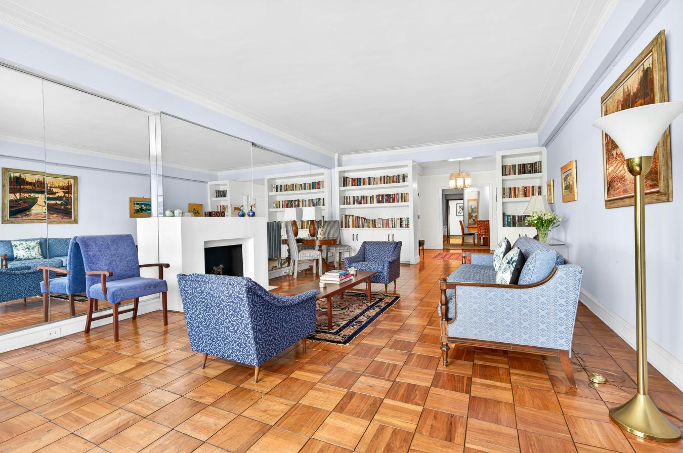 New York, New York, 10023, United States, 2 Bedrooms Bedrooms, ,2 BathroomsBathrooms,Residential,For Sale,2049630