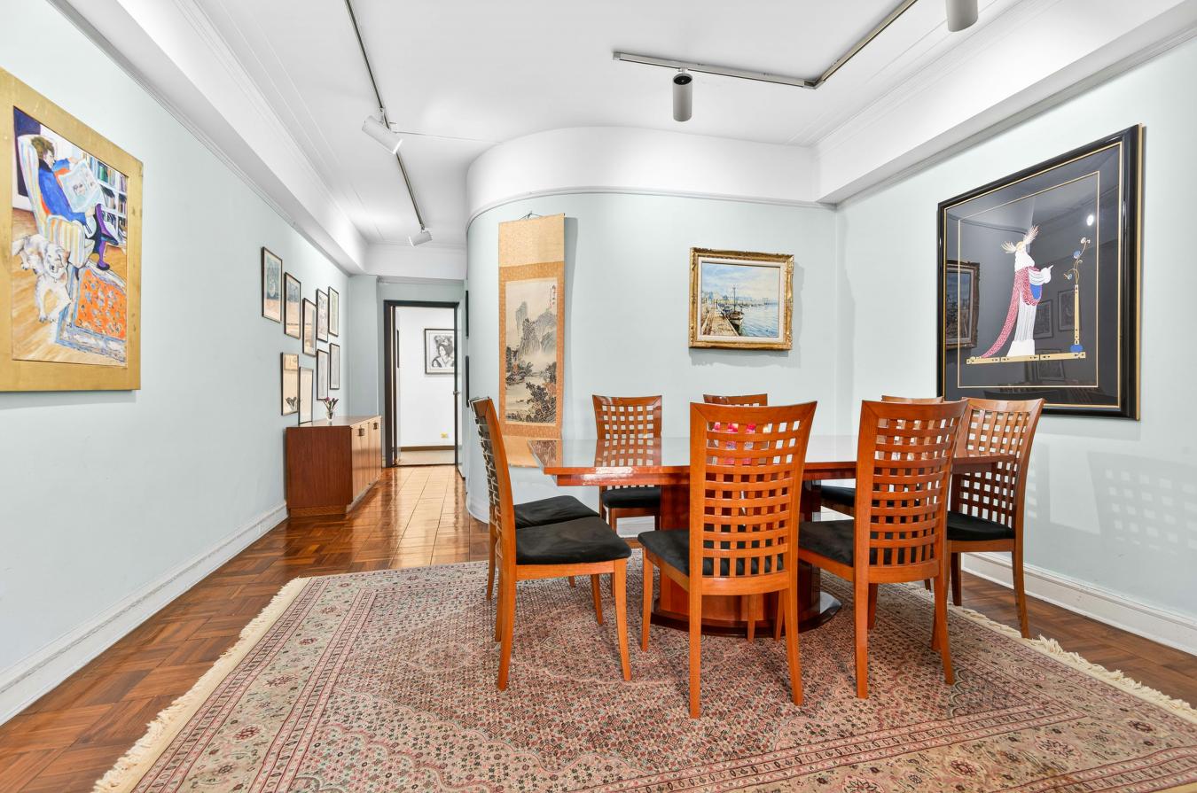 New York, New York, 10023, United States, 2 Bedrooms Bedrooms, ,2 BathroomsBathrooms,Residential,For Sale,2049630