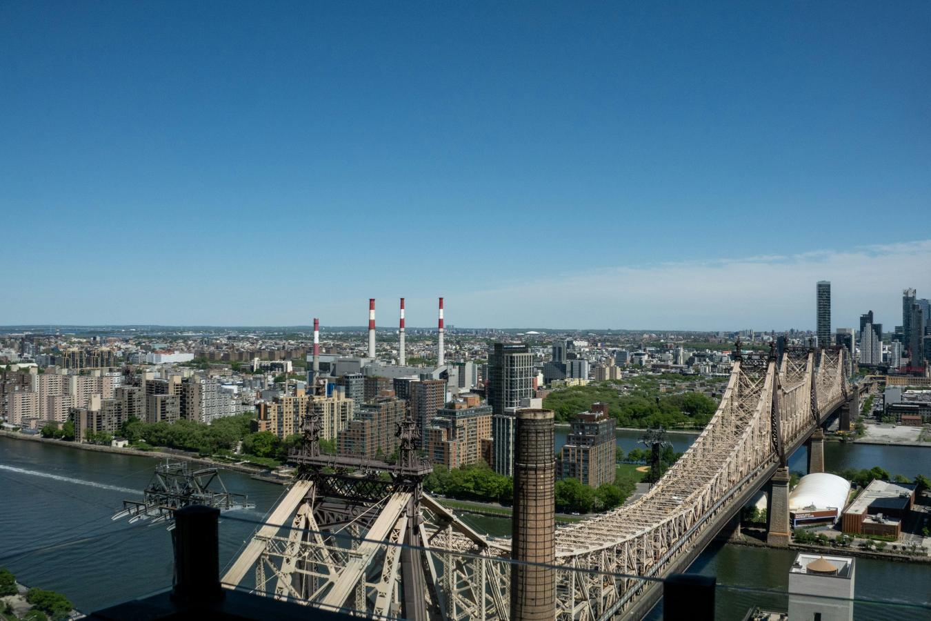 New York, New York, 10022, United States, 4 Bedrooms Bedrooms, ,2 BathroomsBathrooms,Residential,For Sale,2049629