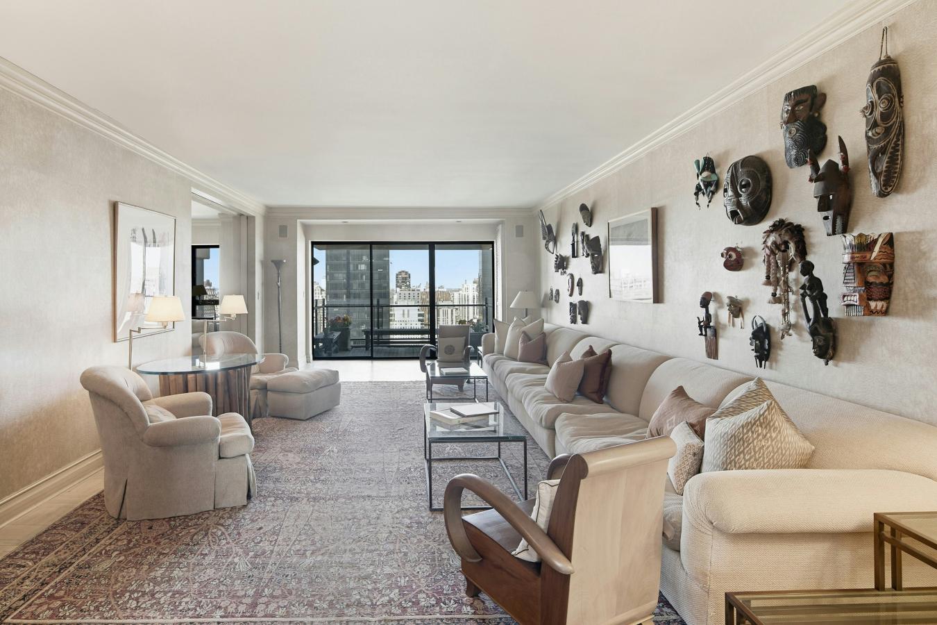 New York, New York, 10022, United States, 4 Bedrooms Bedrooms, ,2 BathroomsBathrooms,Residential,For Sale,2049629