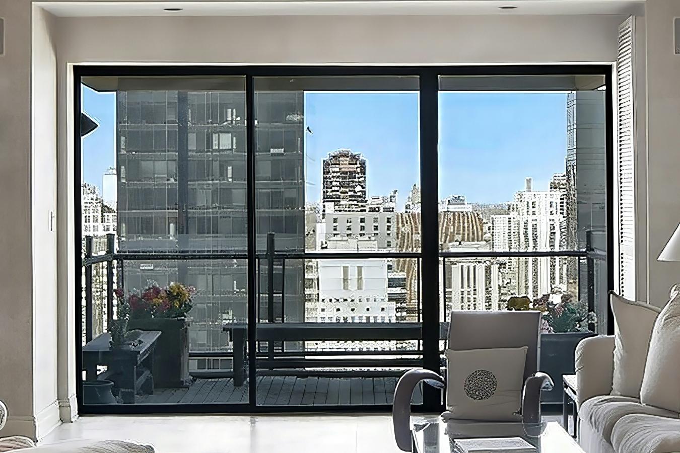 New York, New York, 10022, United States, 4 Bedrooms Bedrooms, ,2 BathroomsBathrooms,Residential,For Sale,2049629