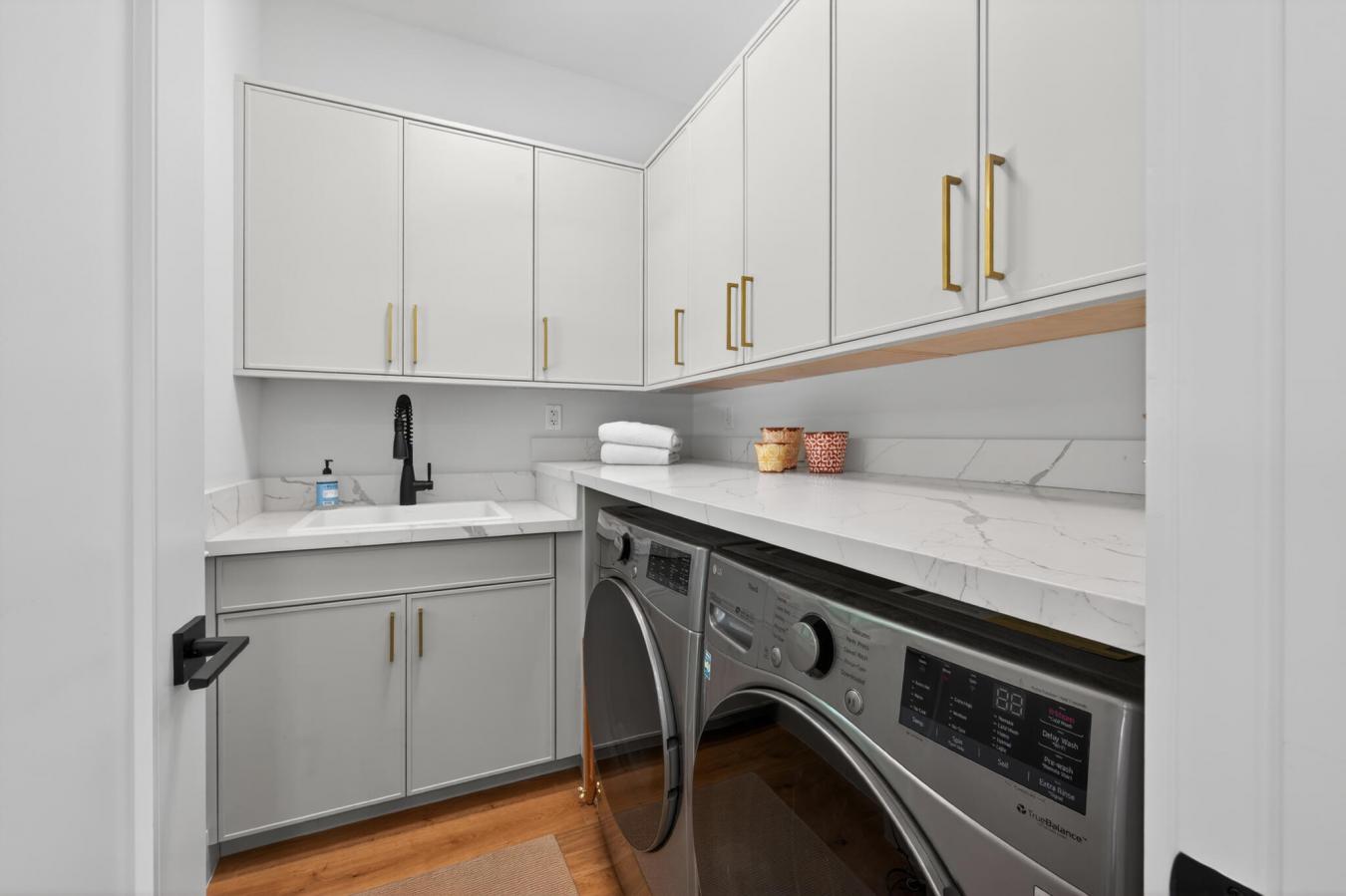 West Palm Beach, Florida, 33407, United States, 3 Bedrooms Bedrooms, ,3 BathroomsBathrooms,Residential,For Sale,2049627