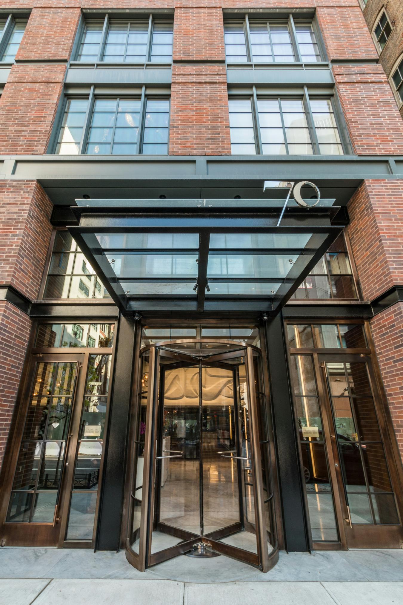 Soho, New York, 10014, United States, 2 Bedrooms Bedrooms, ,2 BathroomsBathrooms,Residential,For Sale,2049626
