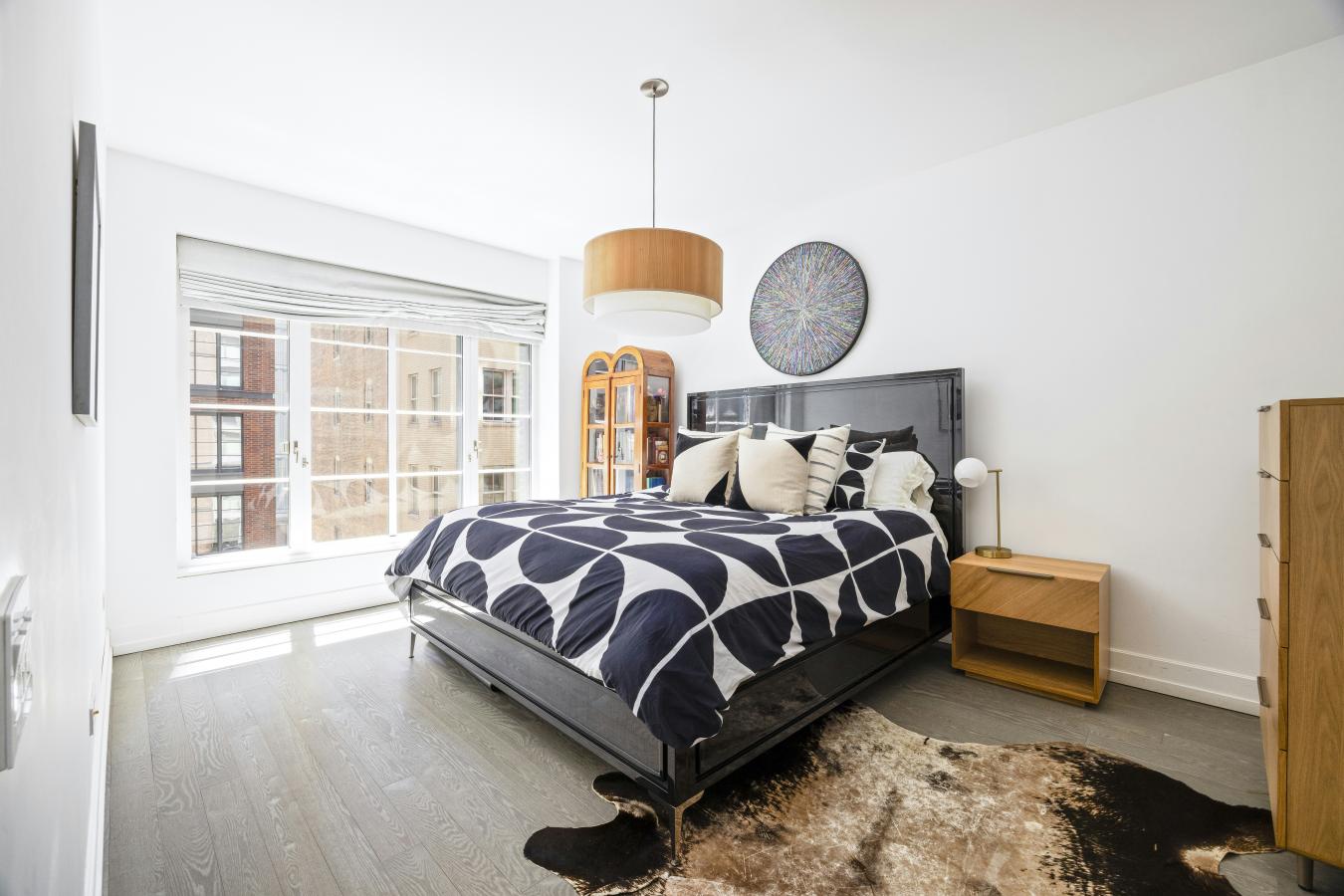Soho, New York, 10014, United States, 2 Bedrooms Bedrooms, ,2 BathroomsBathrooms,Residential,For Sale,2049626