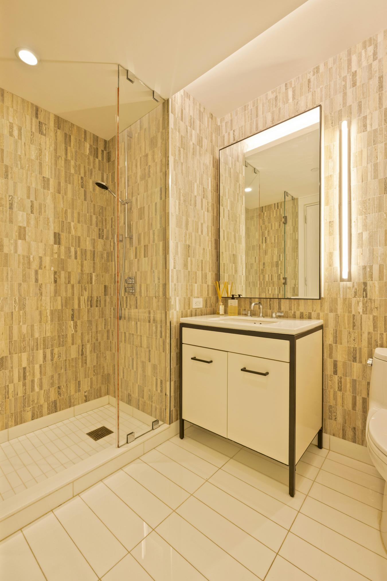 Soho, New York, 10014, United States, 2 Bedrooms Bedrooms, ,2 BathroomsBathrooms,Residential,For Sale,2049626
