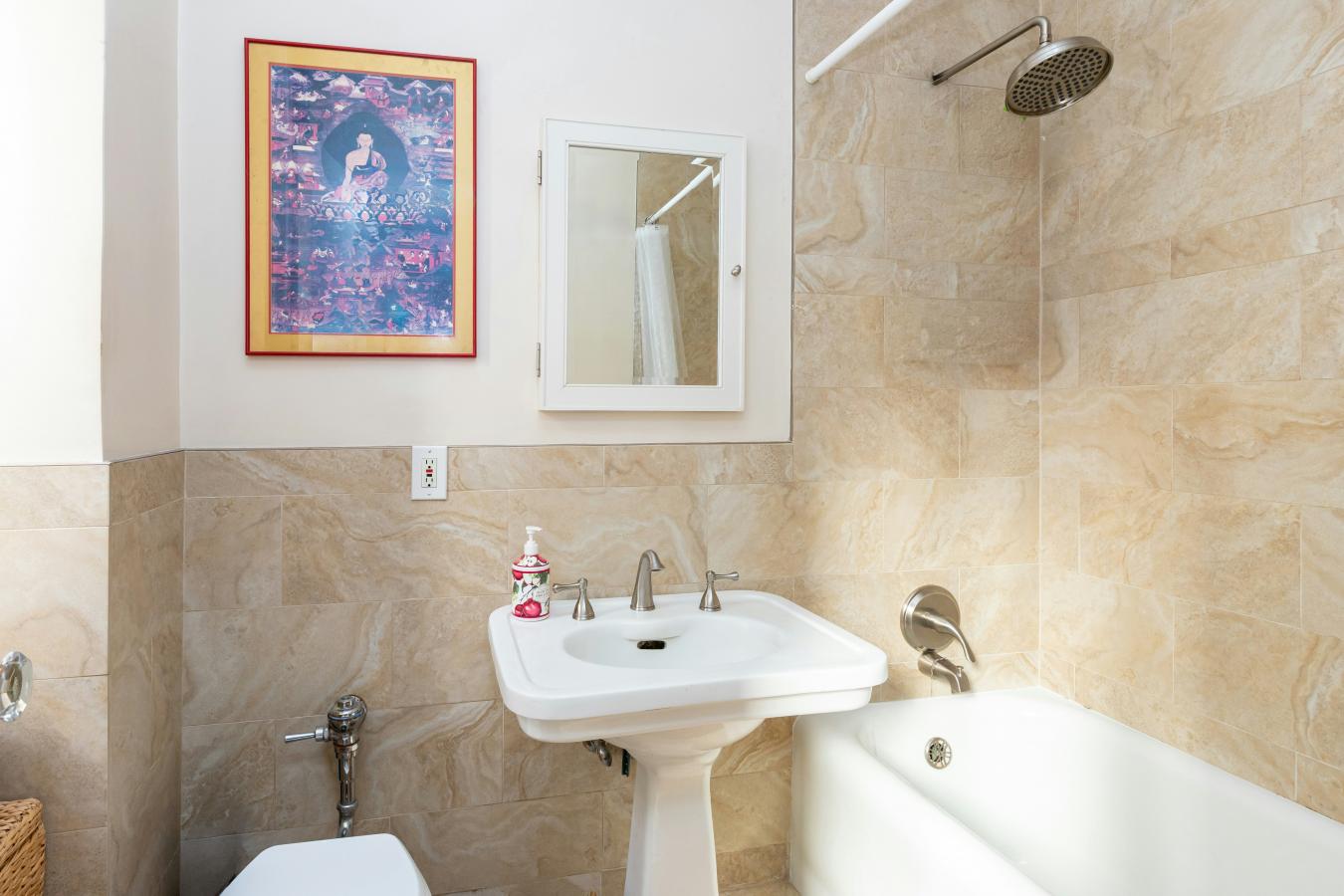 New York, New York, 10025, United States, 3 Bedrooms Bedrooms, ,3 BathroomsBathrooms,Residential,For Sale,2049623