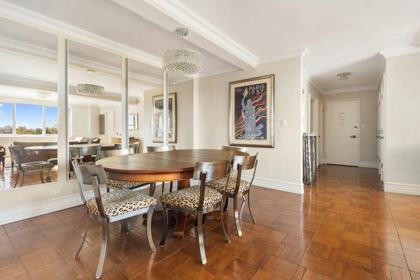 New York, New York, 10028, United States, 3 Bedrooms Bedrooms, ,2 BathroomsBathrooms,Residential,For Sale,2049622