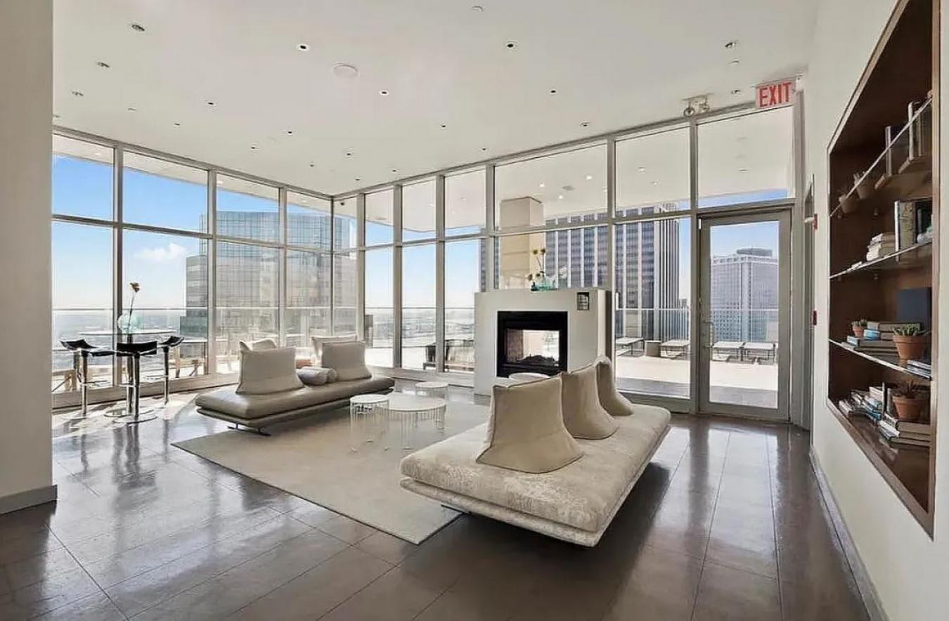 Financial District, New York, 10005, United States, 2 Bedrooms Bedrooms, ,3 BathroomsBathrooms,Residential,For Sale,2049621