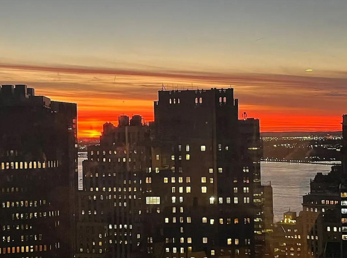 Financial District, New York, 10005, United States, 2 Bedrooms Bedrooms, ,3 BathroomsBathrooms,Residential,For Sale,2049621