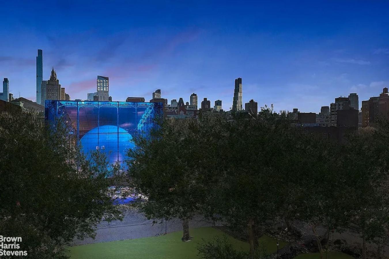 New York, New York, 10024, United States, 2 Bedrooms Bedrooms, ,2 BathroomsBathrooms,Residential,For Sale,2049620
