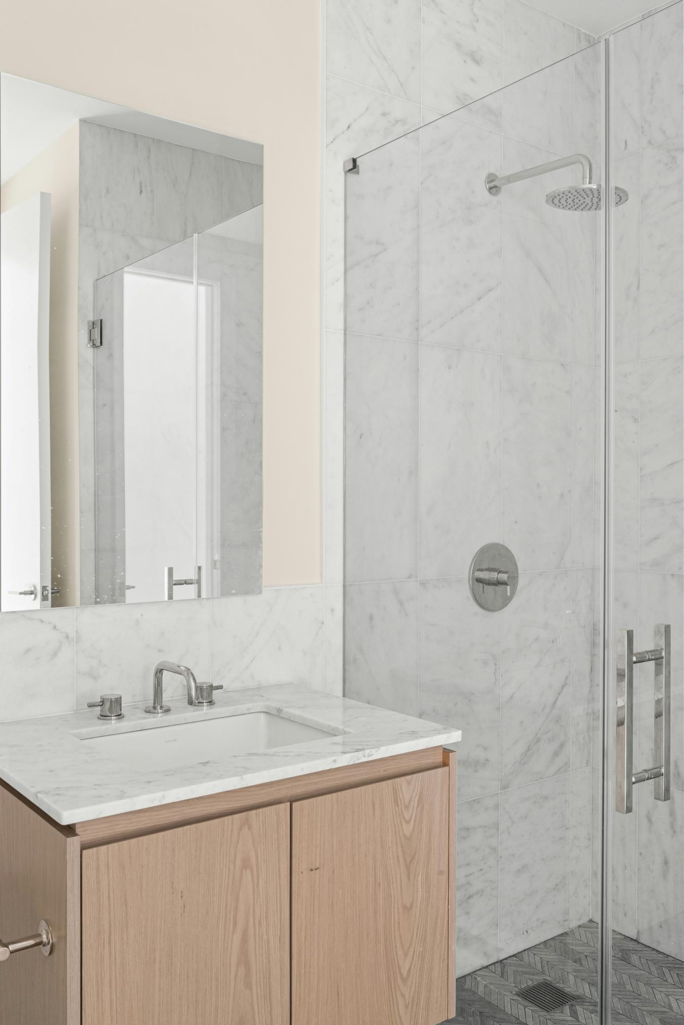 Chelsea, New York, 10011, United States, 2 Bedrooms Bedrooms, ,3 BathroomsBathrooms,Residential,For Sale,2049619