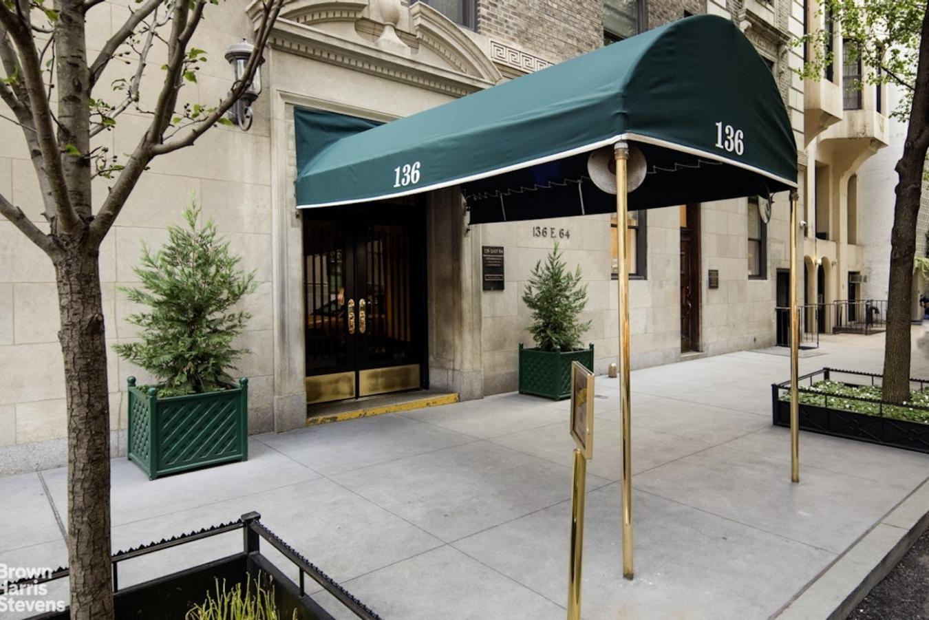New York, New York, 10065, United States, 2 Bedrooms Bedrooms, ,2 BathroomsBathrooms,Residential,For Sale,2049617