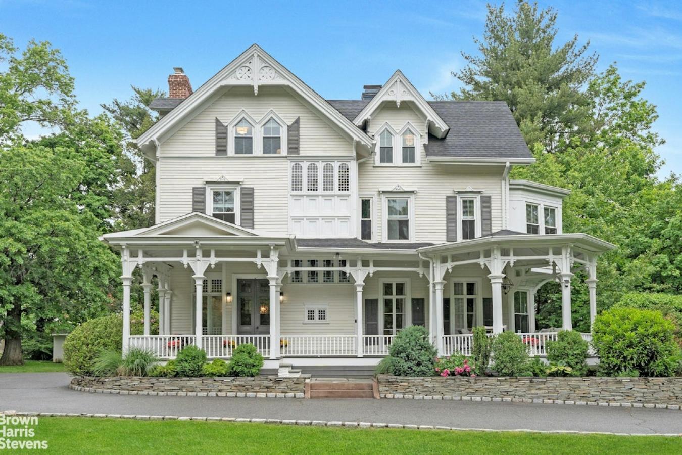 Montclair, New Jersey, 07042, United States, 6 Bedrooms Bedrooms, ,3 BathroomsBathrooms,Residential,For Sale,2049616