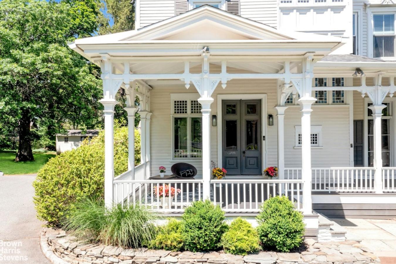 Montclair, New Jersey, 07042, United States, 6 Bedrooms Bedrooms, ,3 BathroomsBathrooms,Residential,For Sale,2049616