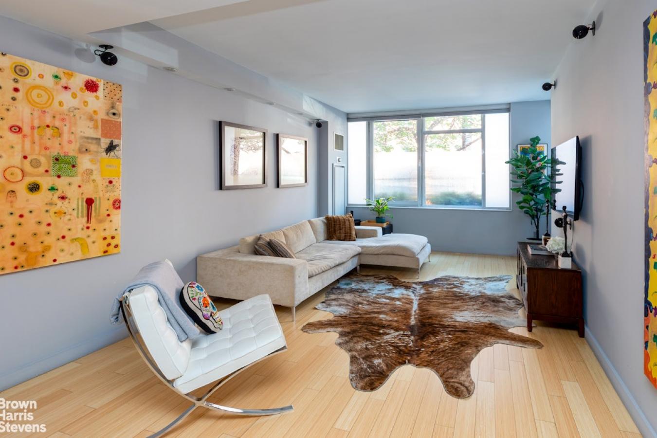 New York, New York, 10019, United States, 2 Bedrooms Bedrooms, ,2 BathroomsBathrooms,Residential,For Sale,2049615