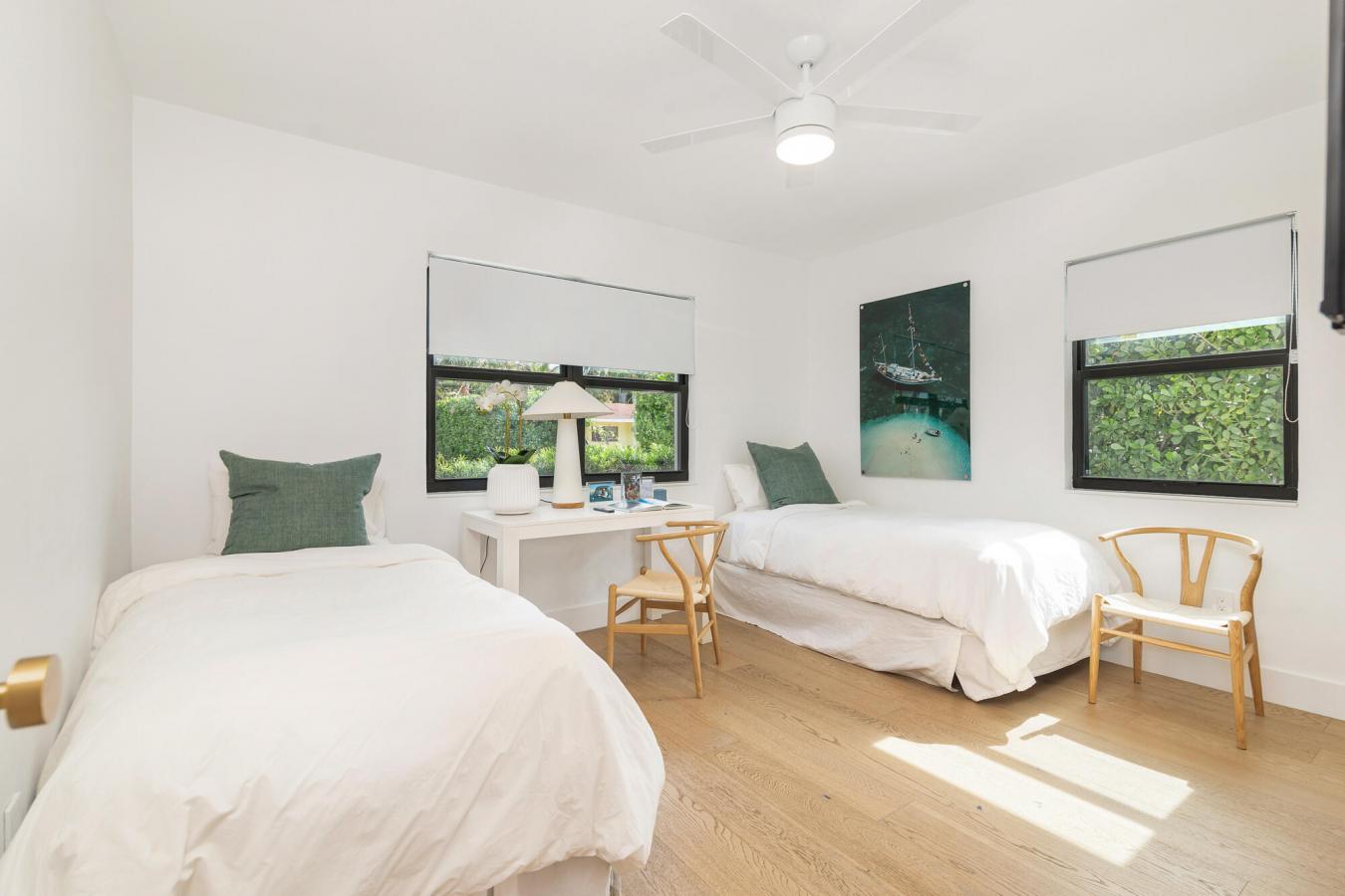 West Palm Beach, Florida, 33405, United States, 3 Bedrooms Bedrooms, ,2 BathroomsBathrooms,Residential,For Sale,2049614