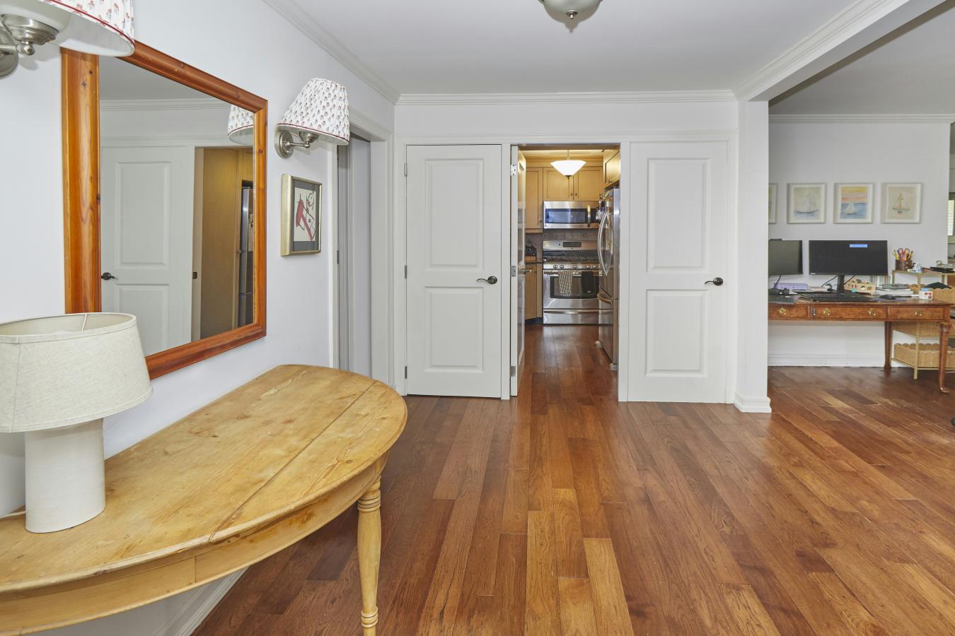 New York, New York, 10128, United States, 2 Bedrooms Bedrooms, ,2 BathroomsBathrooms,Residential,For Sale,2049613